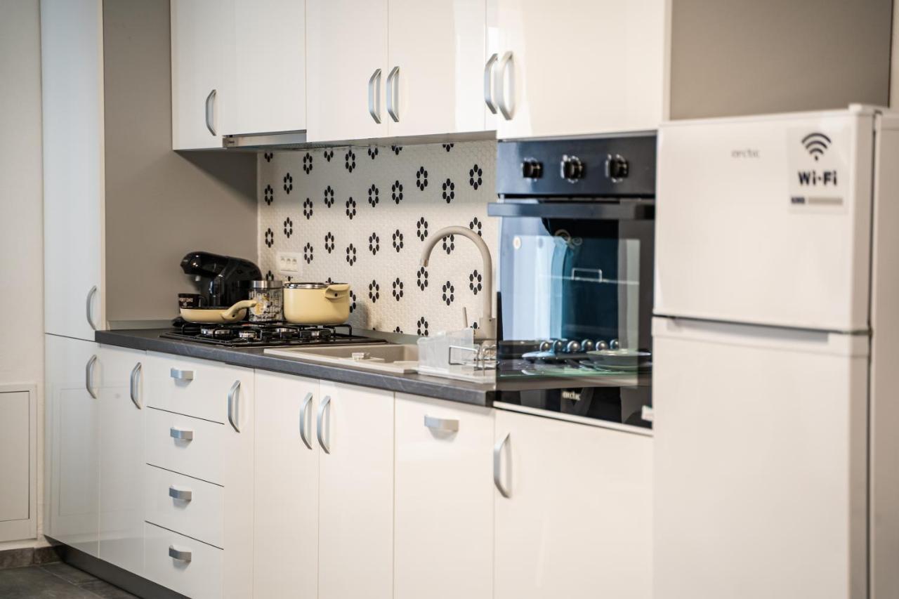 Modern Apartment In Dumbravita Dumbravita  Extérieur photo